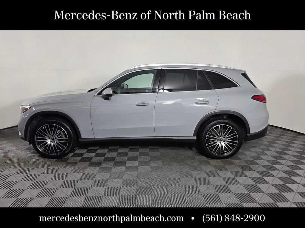 Certified 2026 Mercedes-Benz GLC 300 image 3