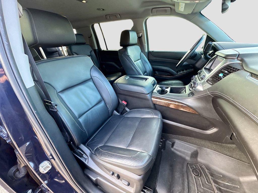 Used 2017 Chevrolet Suburban LT w/ LT Signature Package image 30