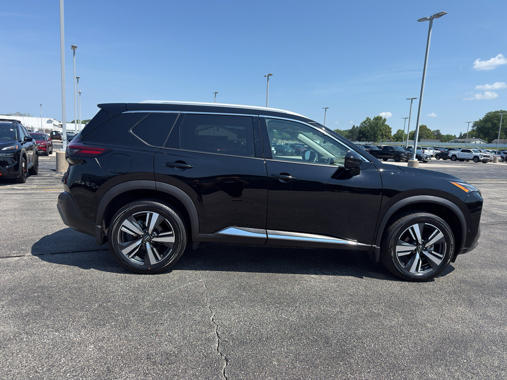 Used 2023 Nissan Rogue SL w/ SL Premium Package AWD/4WD image 4
