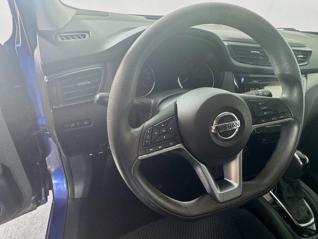 Used 2018 Nissan Rogue Sport S w/ S Appearance Package FWD image 11