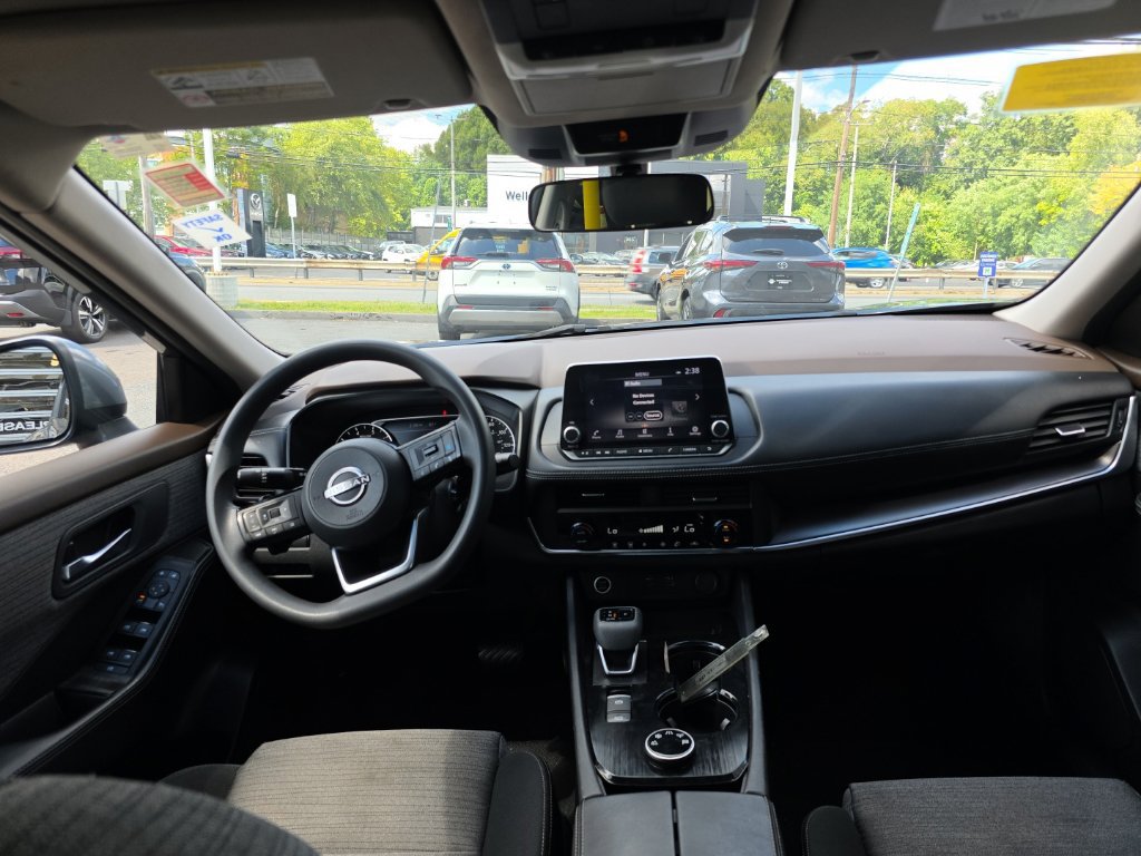 Certified 2023 Nissan Rogue SV AWD/4WD image 15
