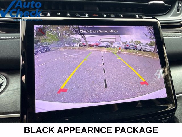 Used 2023 Jeep Grand Cherokee Limited w/ Black Appearance Package AWD/4WD image 14