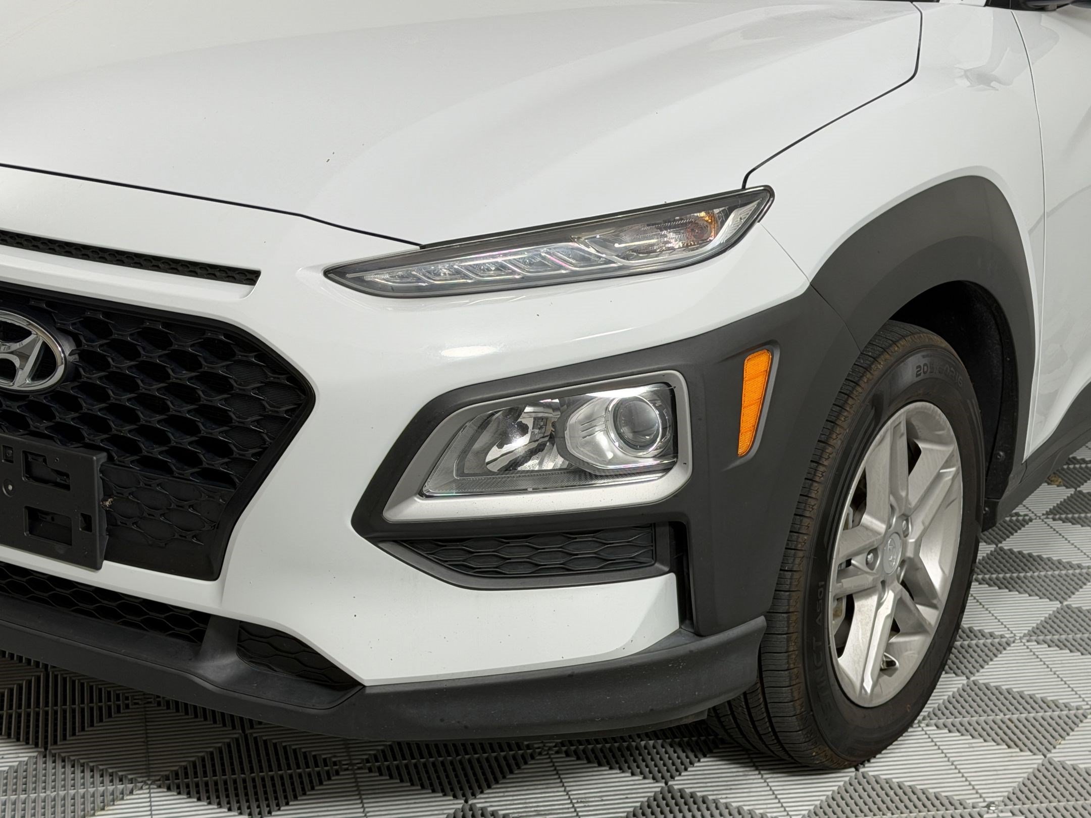 Used 2019 Hyundai Kona SE AWD/4WD image 11