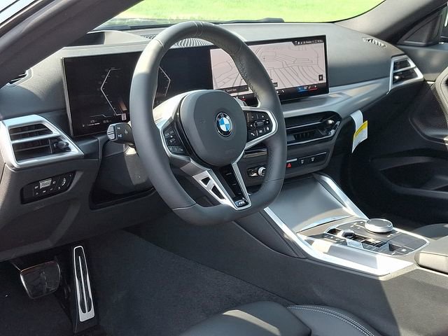 Certified 2025 BMW 230i xDrive Coupe w/ M Sport Package image 11