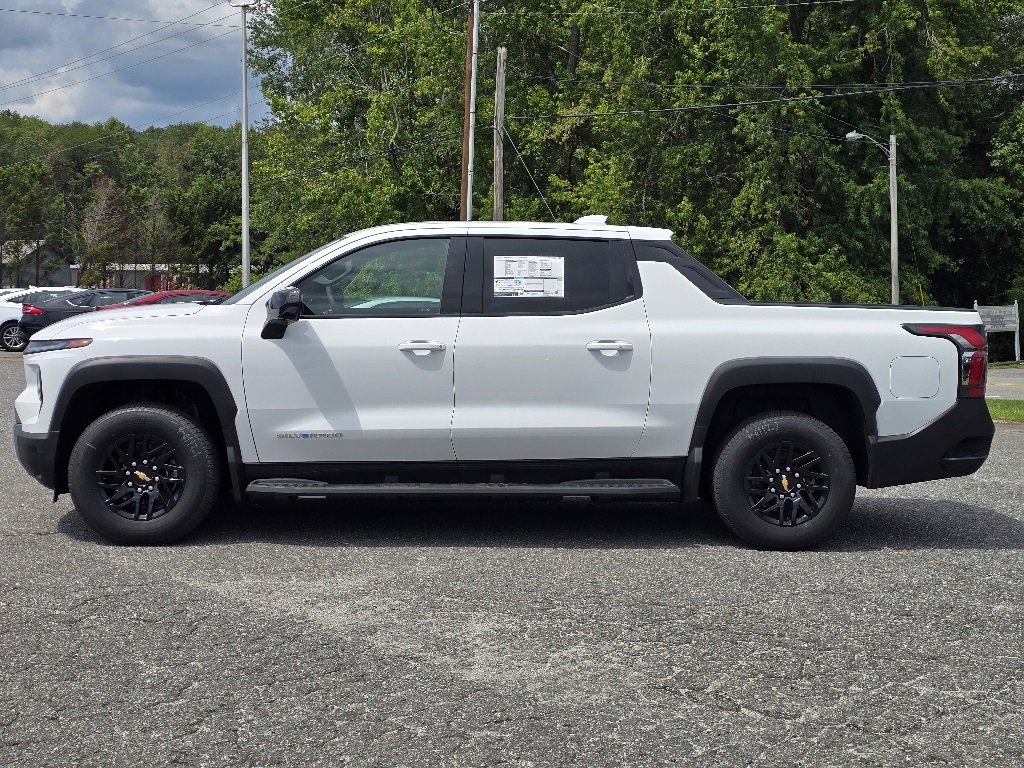 New 2026 Chevrolet Silverado EV LT image 18