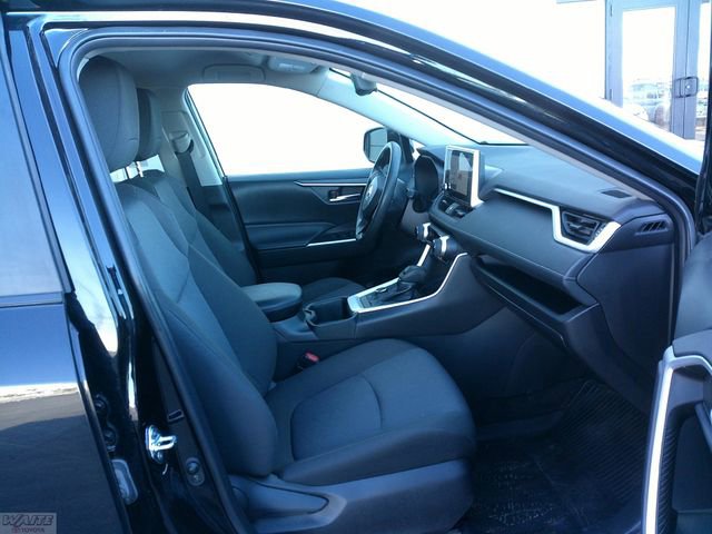 Used 2023 Toyota RAV4 AWD Hybrid image 25