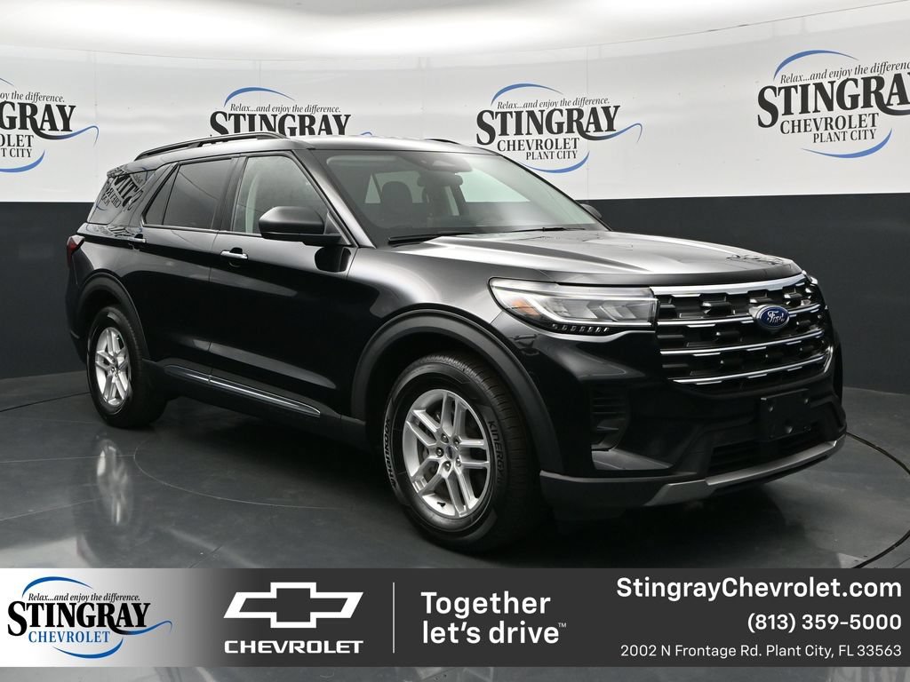 Used 2025 Ford Explorer Active