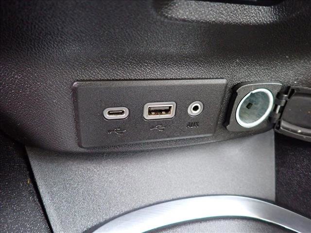 Used 2020 Chevrolet Malibu LT FWD image 17