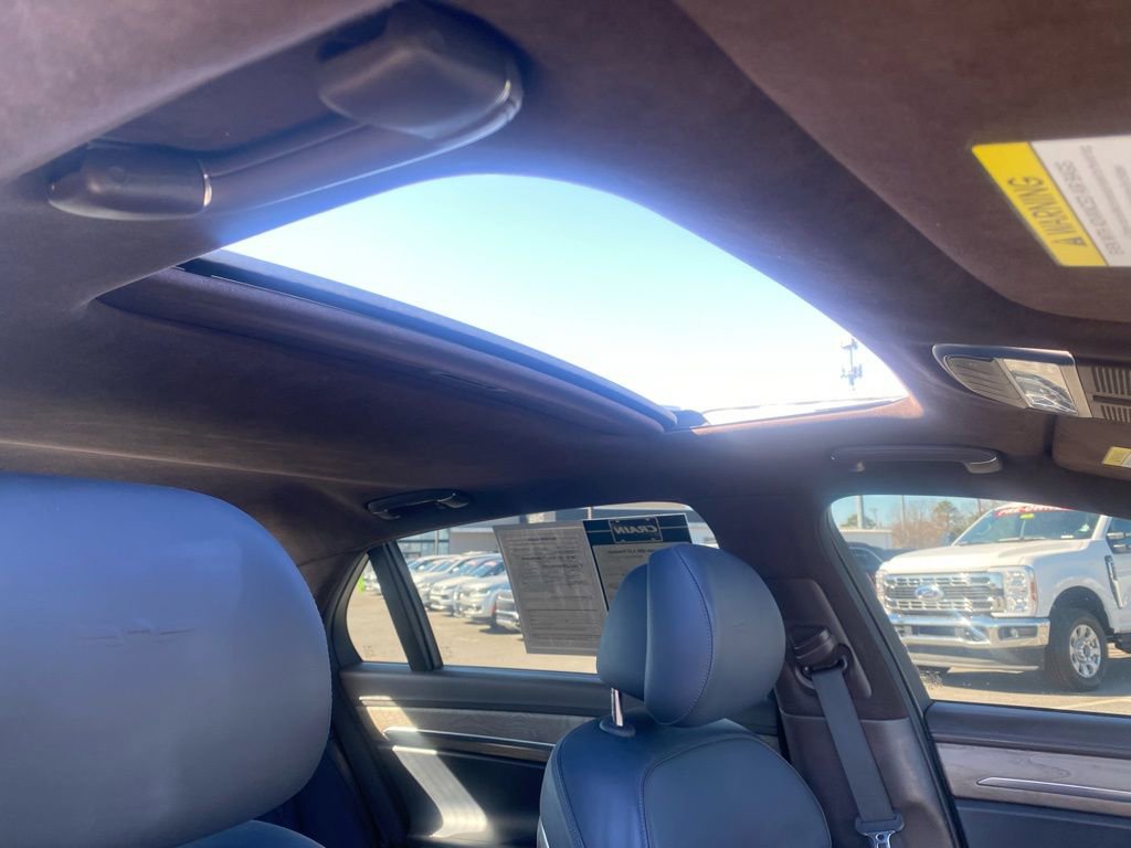 Used 2021 Genesis G90 3.3T Premium image 28