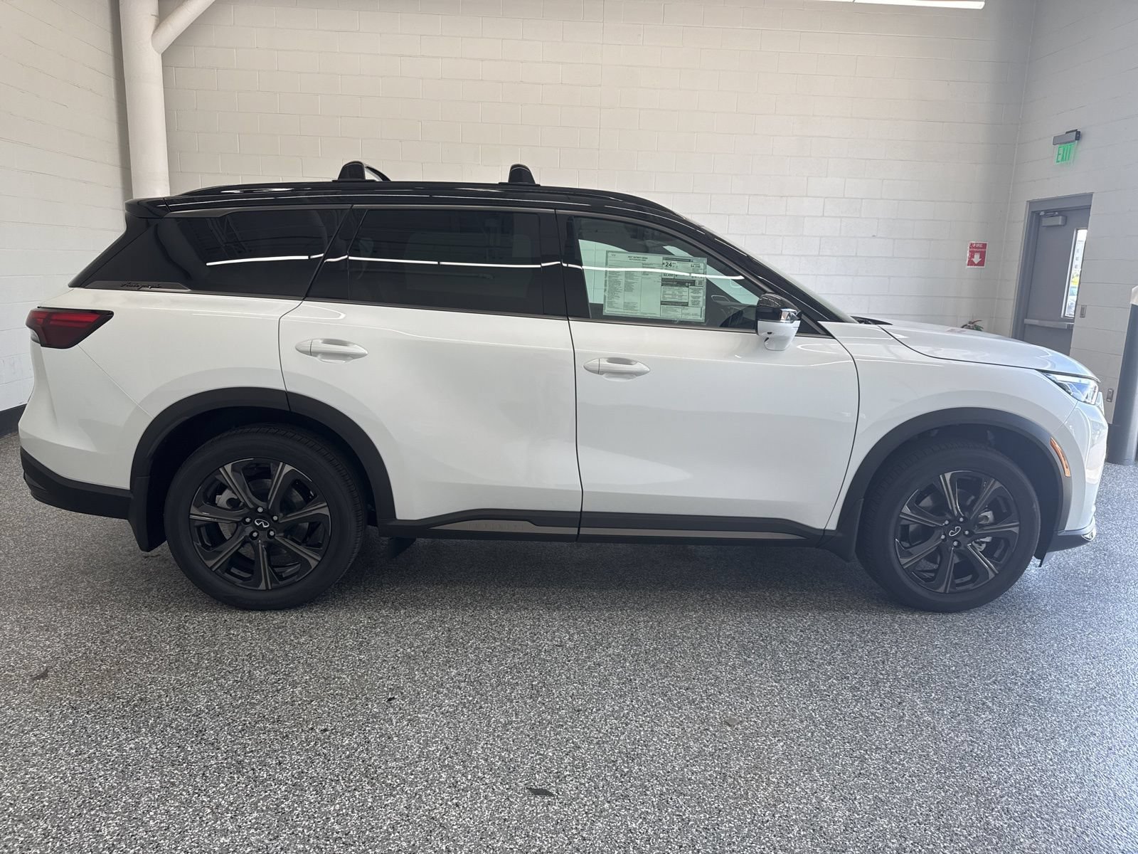New 2027 INFINITI QX60 Autograph w/ Dark Cargo Package AWD/4WD image 6