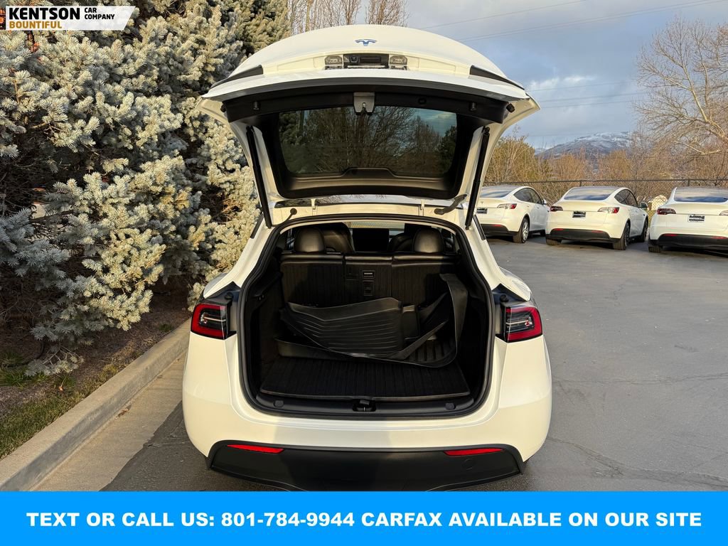 Used 2023 Tesla Model Y Long Range image 25