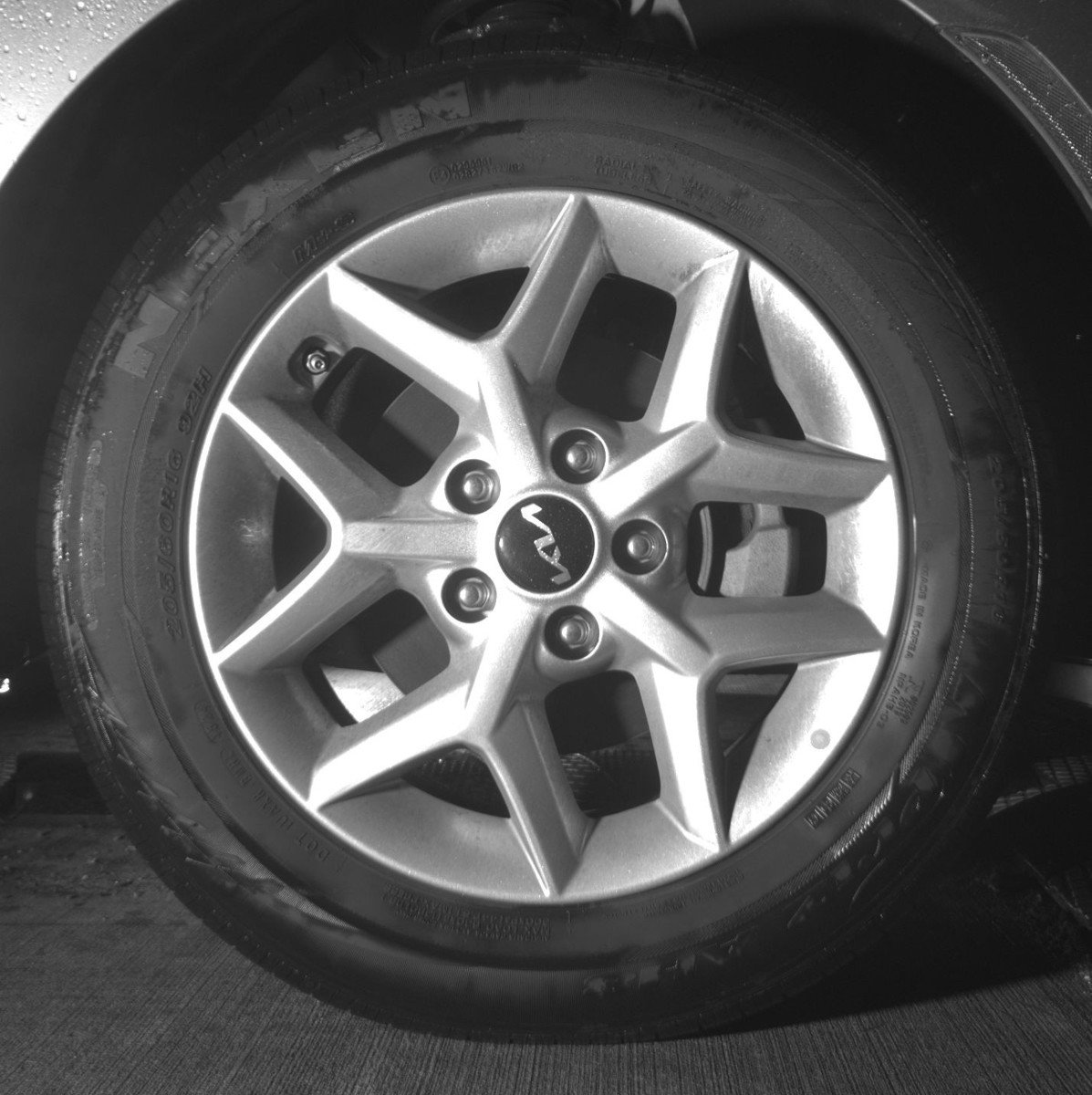 Used 2025 Kia Soul LX w/ LX Technology Package FWD image 18
