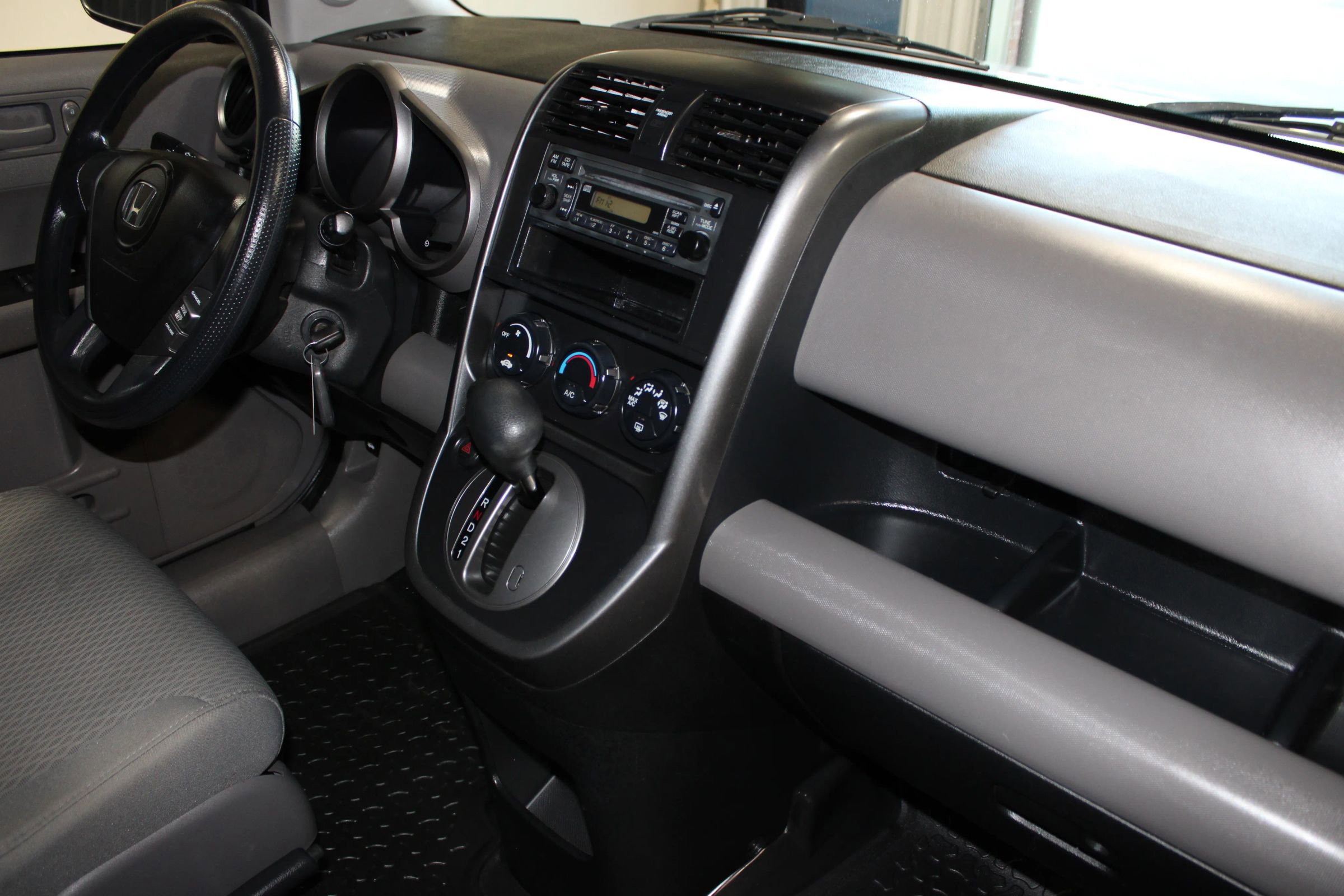 Used 2011 Honda Element LX image 22