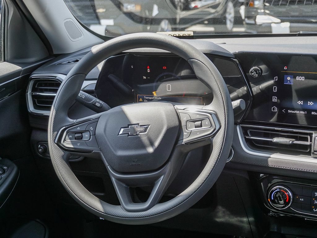 New 2026 Chevrolet TrailBlazer LT w/ Midnight Edition FWD image 16