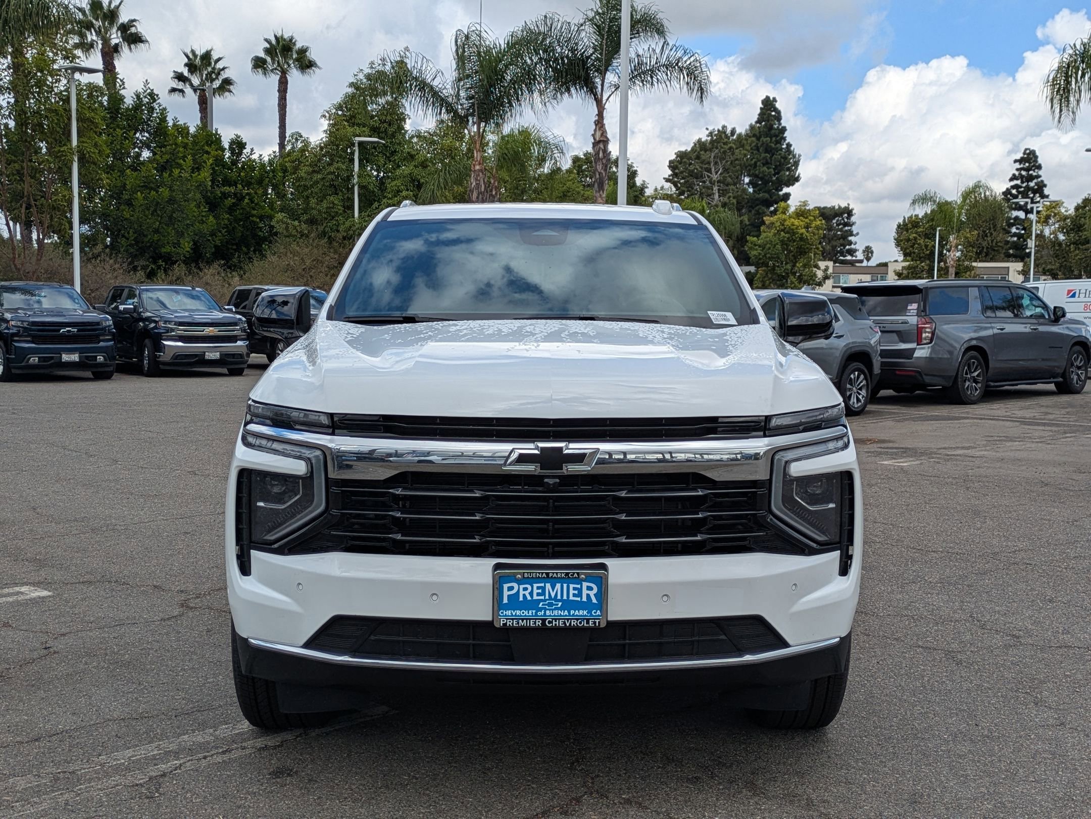 New 2026 Chevrolet Suburban LS image 8