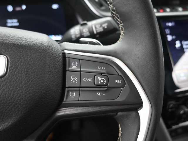 Used 2024 Jeep Grand Cherokee L Laredo AWD/4WD image 35