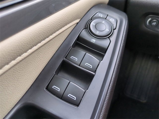 Used 2022 Chevrolet Traverse LS w/ Midnight/Sport Edition image 28