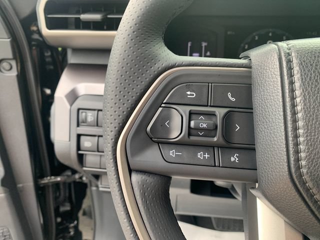Used 2026 Toyota 4Runner SR5 AWD/4WD image 28