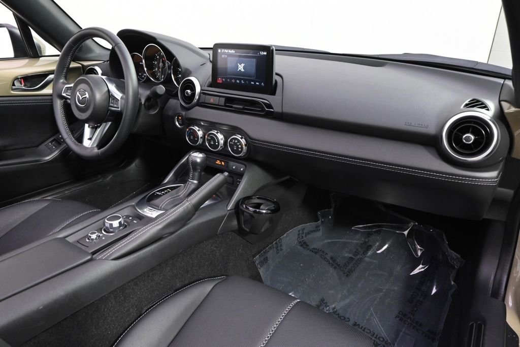 Used 2023 MAZDA MX-5 Miata Grand Touring RWD image 19