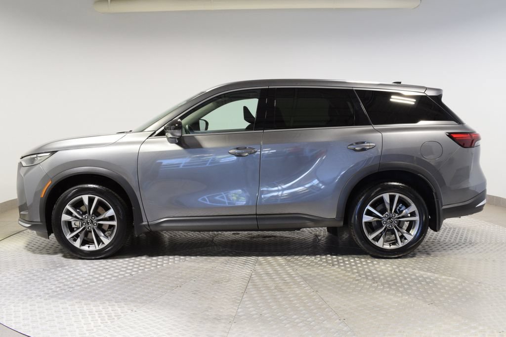 Certified 2026 INFINITI QX60 Pure w/ Family Package AWD/4WD image 14