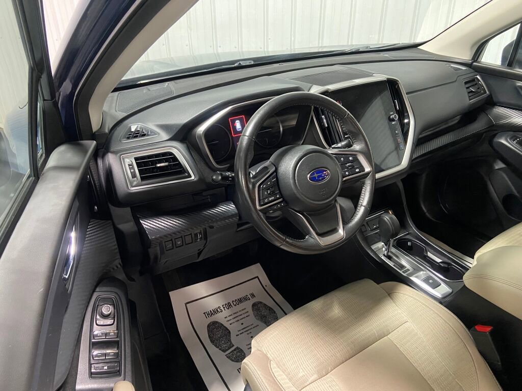 Used 2023 Subaru Ascent Premium w/ Convenience Package image 2