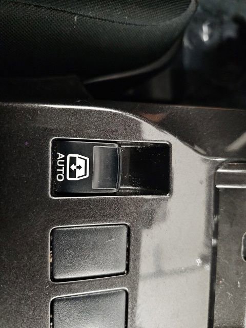 Used 2015 Toyota 4Runner Trail w/ Four Season Floor Mat Package AWD/4WD image 22