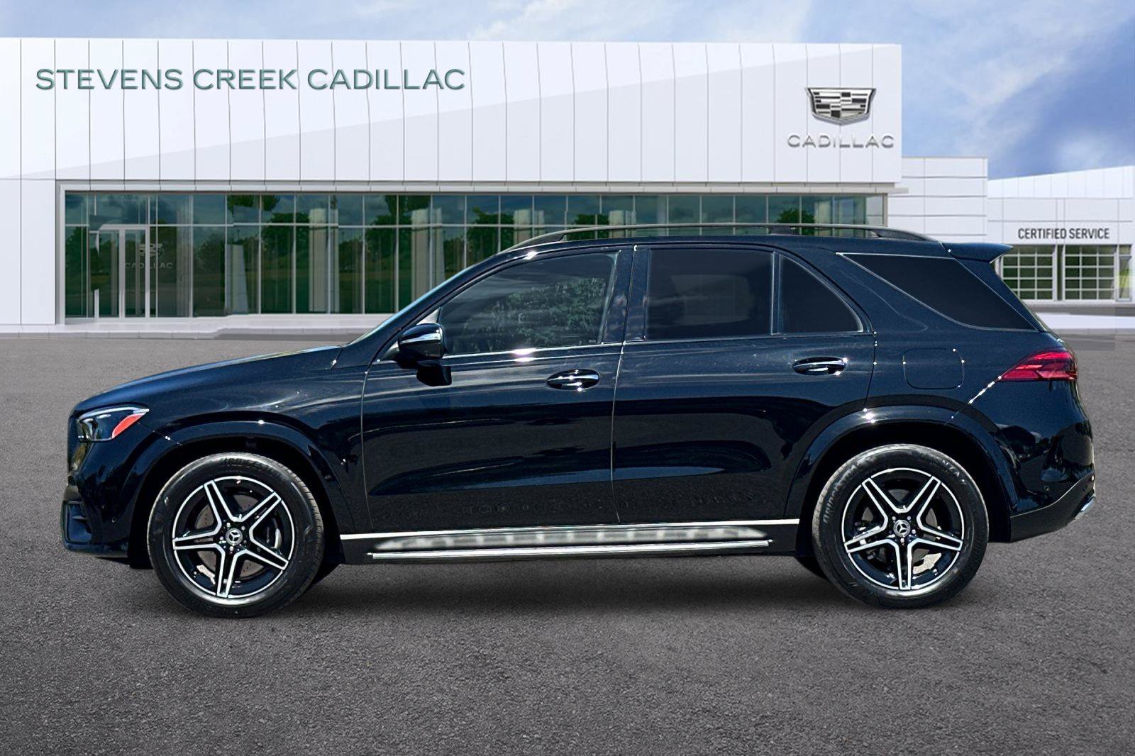 Used 2025 Mercedes-Benz GLE 450e 4MATIC image 6