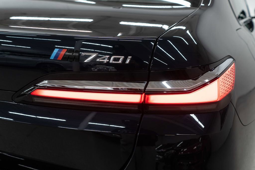 Used 2024 BMW 740i xDrive image 50