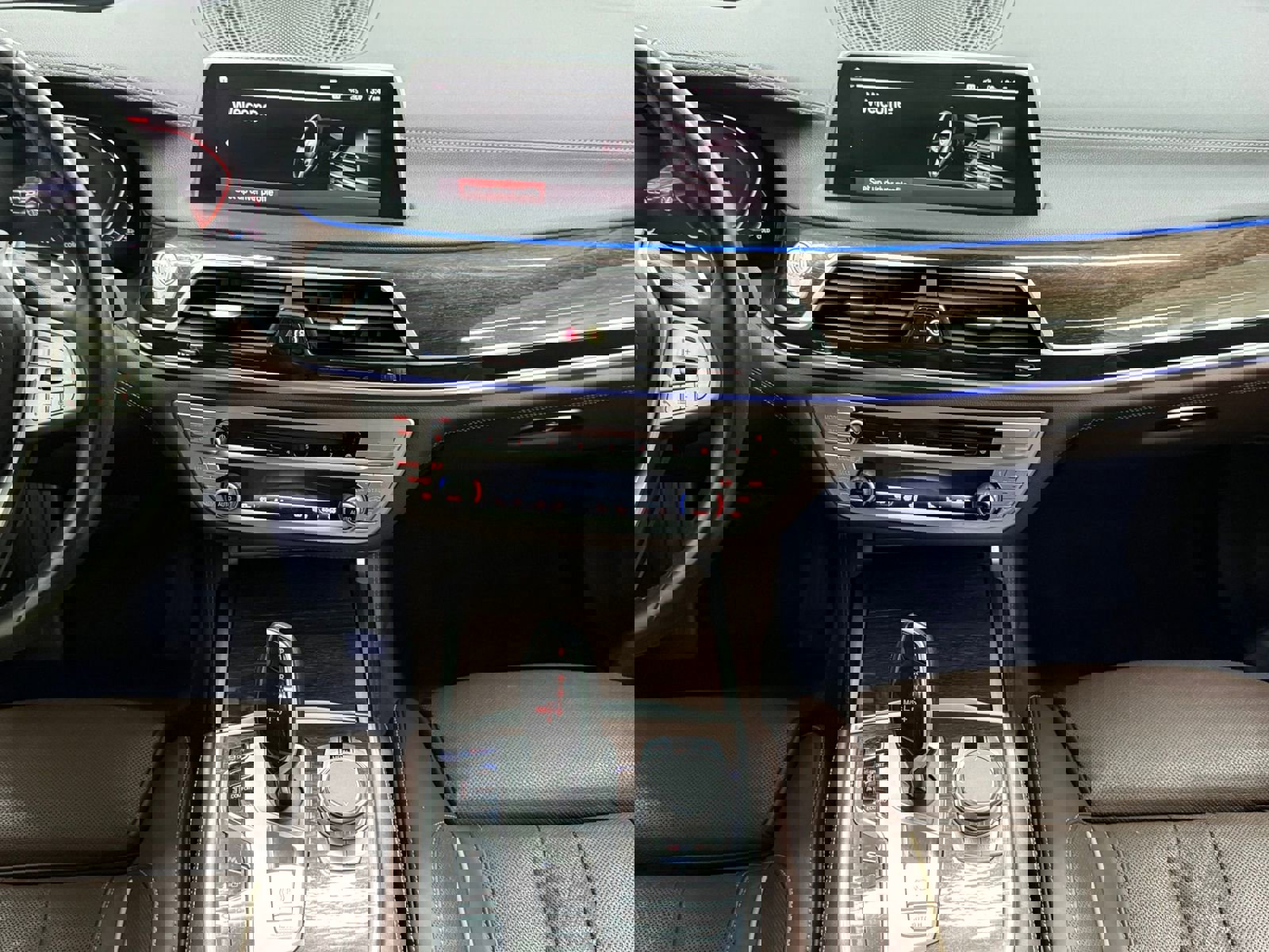 Used 2020 BMW 750i xDrive image 2