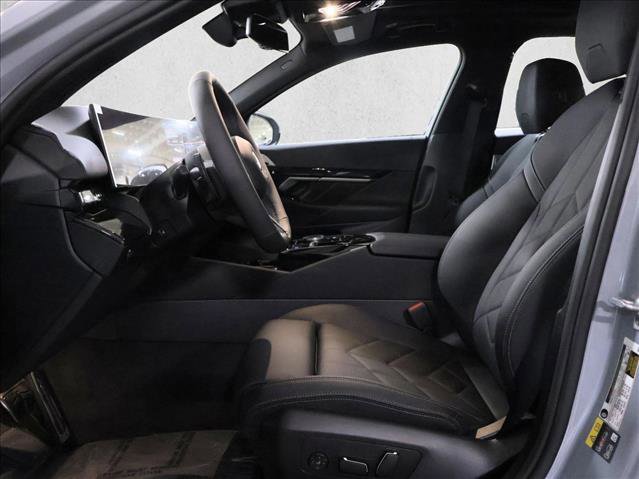 New 2026 BMW i5 eDrive40 AWD/4WD image 4