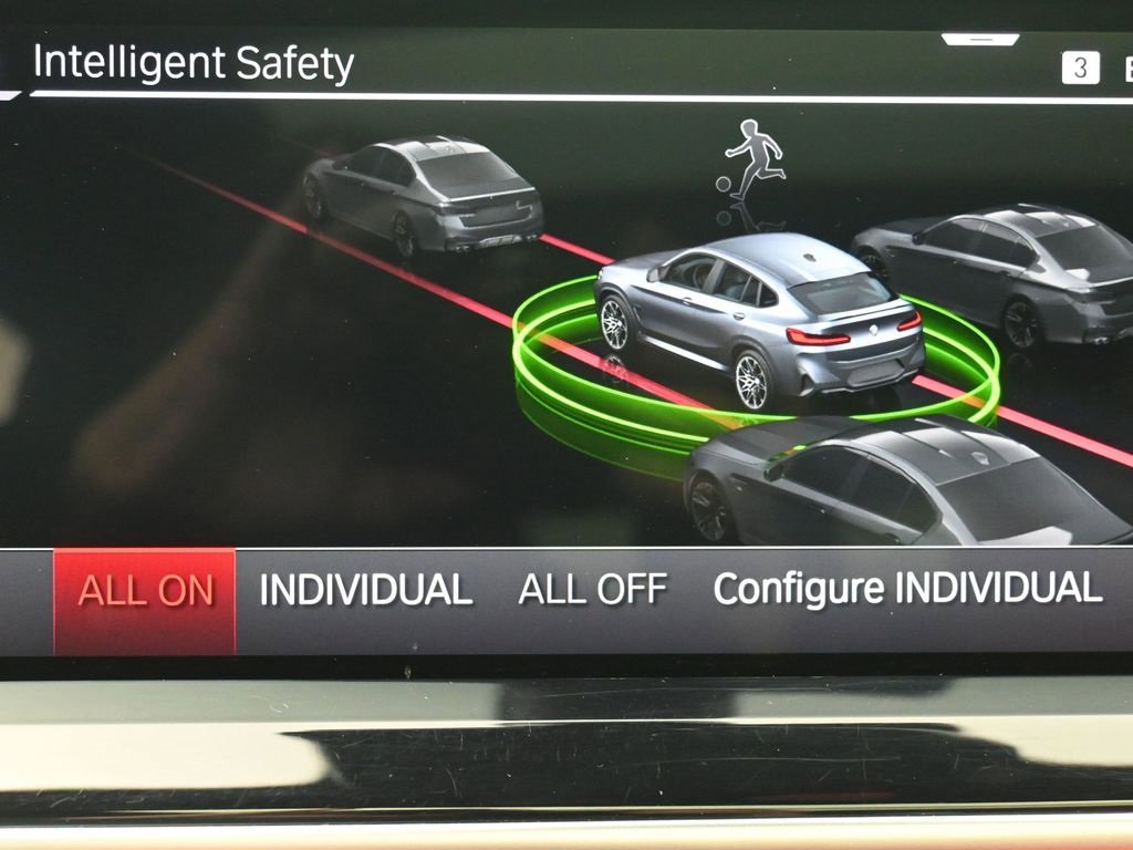 Used 2023 BMW X4 M image 16