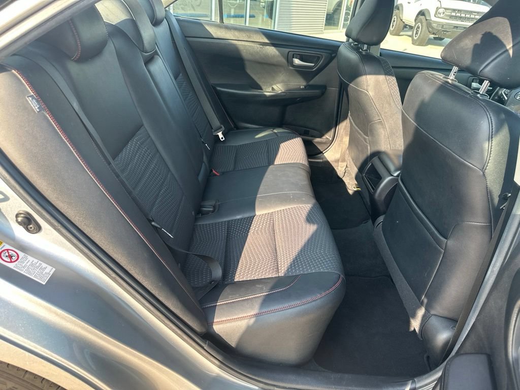 Used 2015 Toyota Camry SE FWD image 24