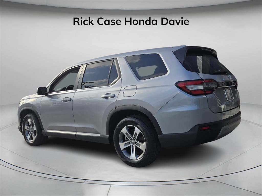 Certified 2024 Honda Pilot EX-L image 7