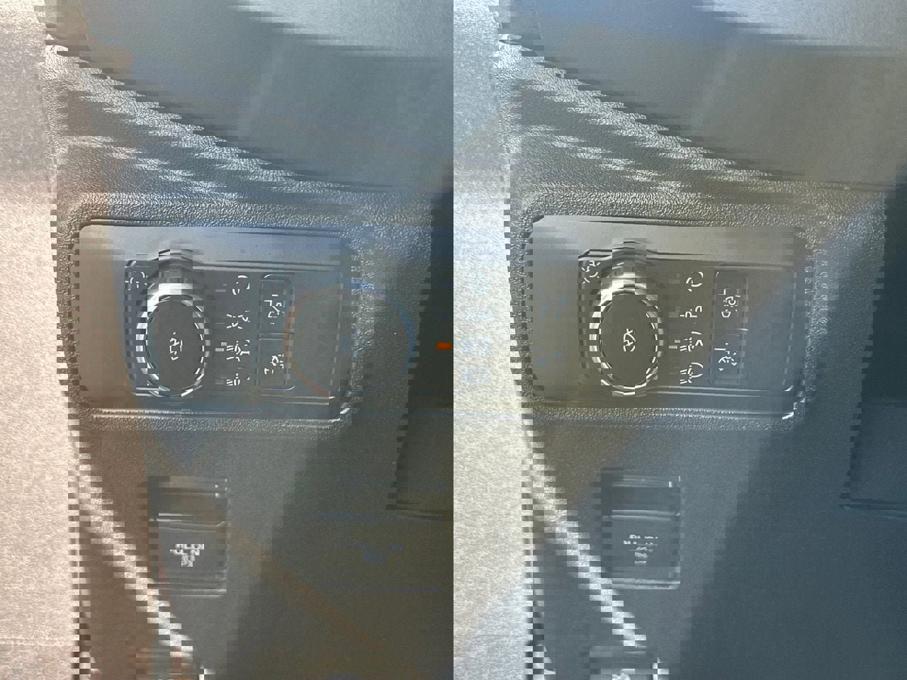 Certified 2025 Ford Bronco Heritage Edition image 33