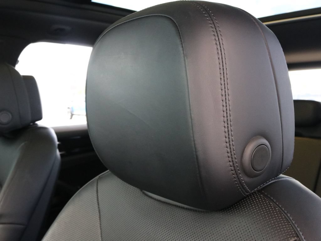 Used 2019 Porsche Cayenne S AWD/4WD image 29