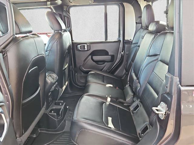 Used 2023 Jeep Gladiator Sport AWD/4WD image 14