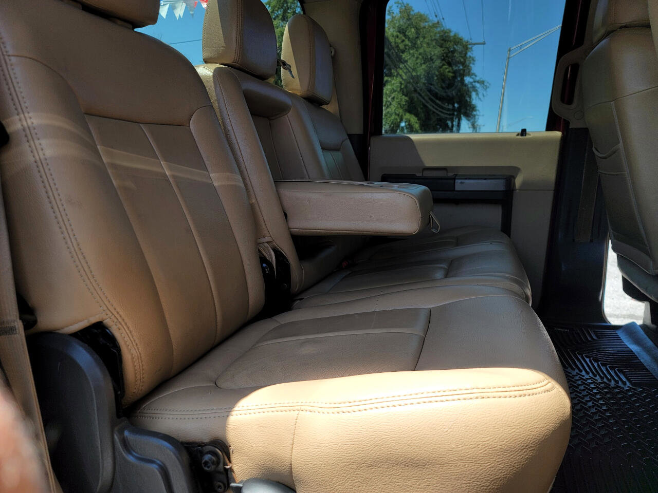 Used 2015 Ford F250 XLT w/ Snow Plow Prep Package image 18