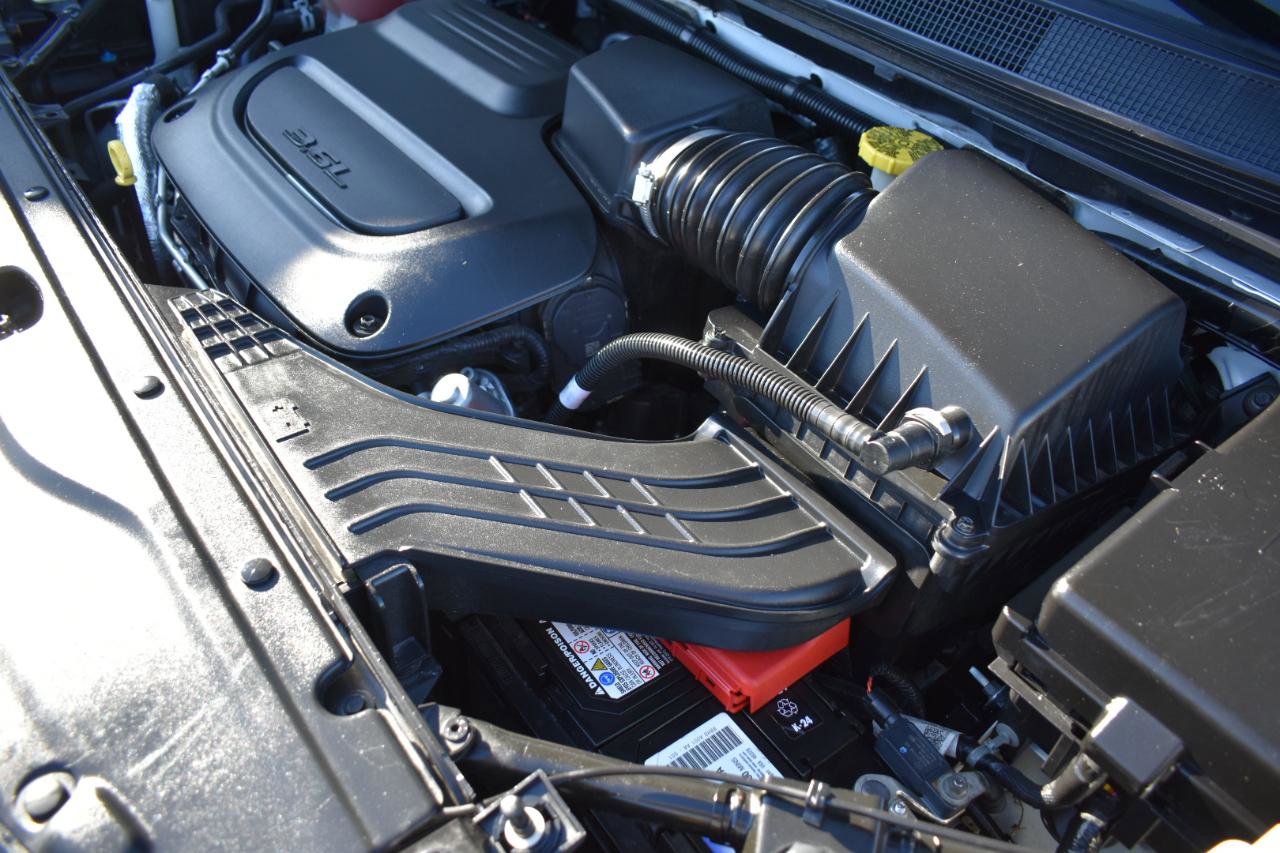 Used 2020 Chrysler Pacifica Limited image 60