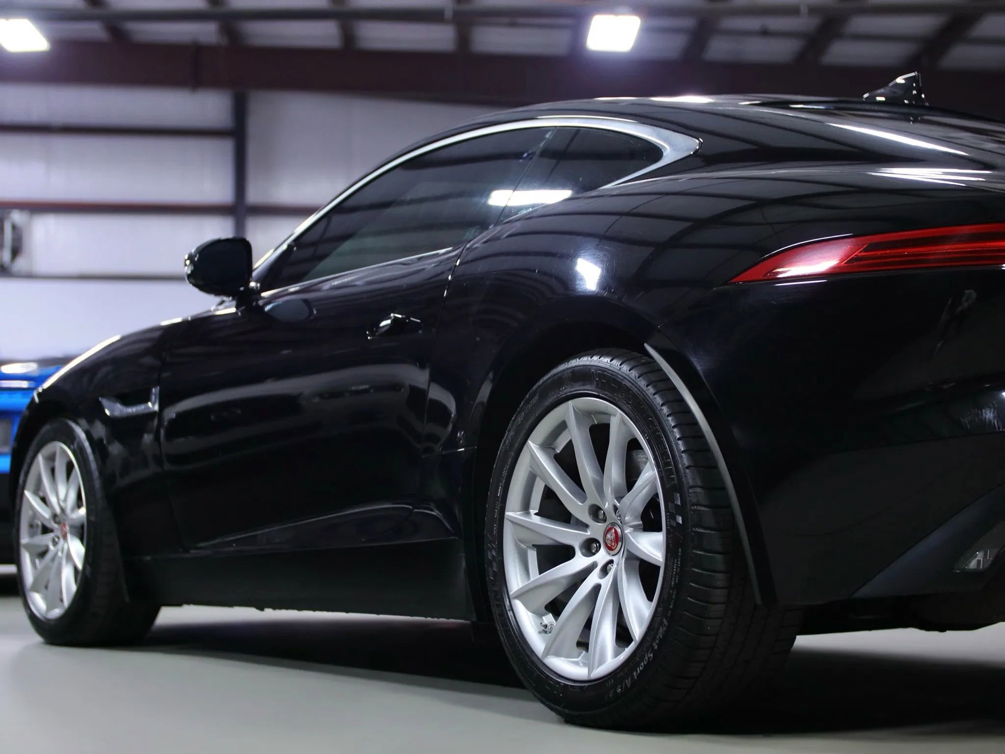 Used 2017 Jaguar F-TYPE Coupe image 17