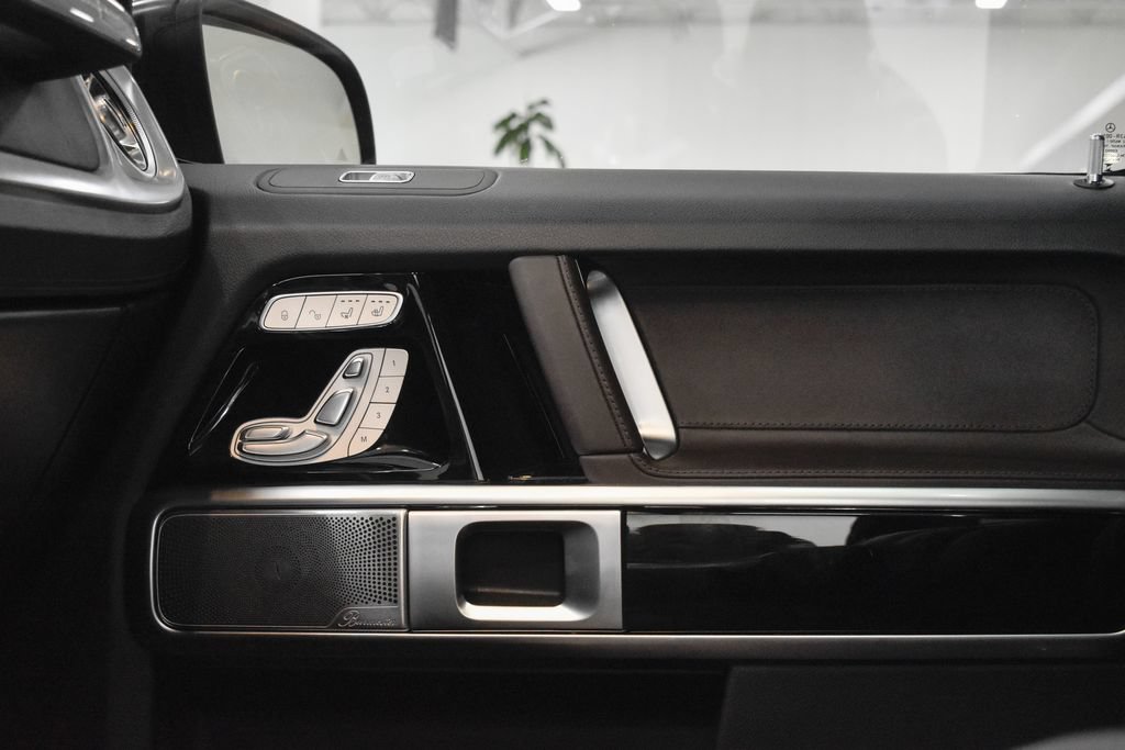 Used 2025 Mercedes-Benz G 63 AMG 4MATIC image 24