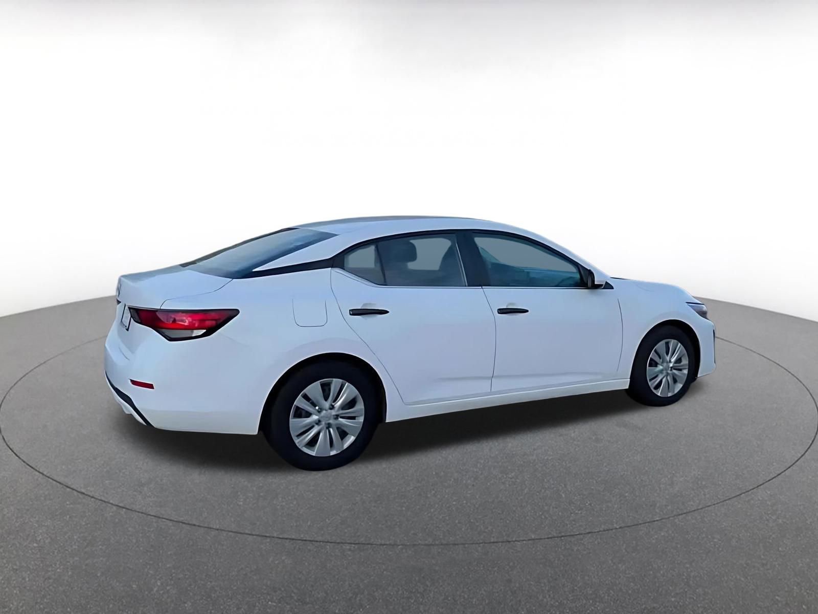 Used 2025 Nissan Sentra S FWD image 15