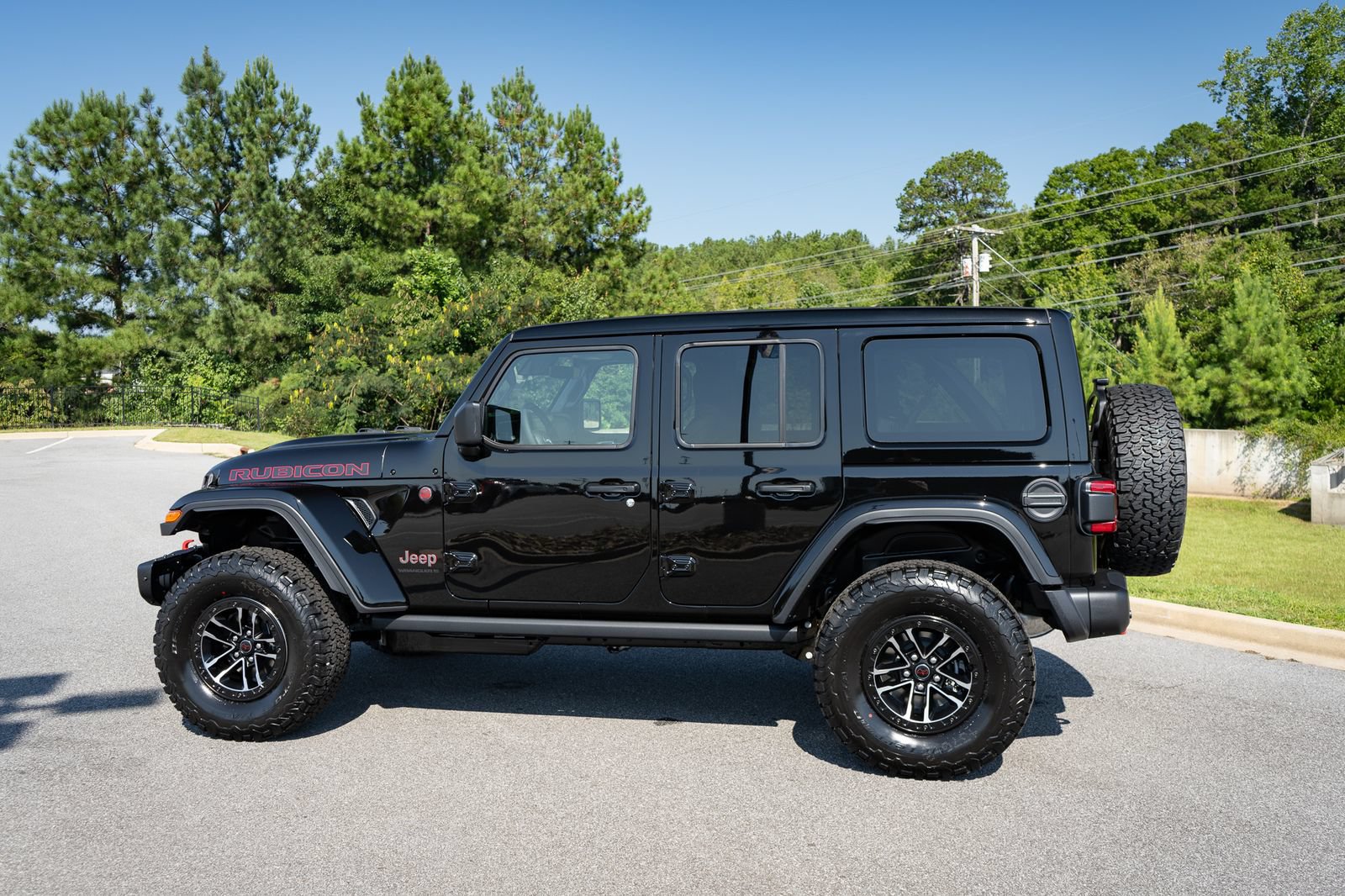 New 2027 Jeep Wrangler Unlimited Rubicon AWD/4WD image 16
