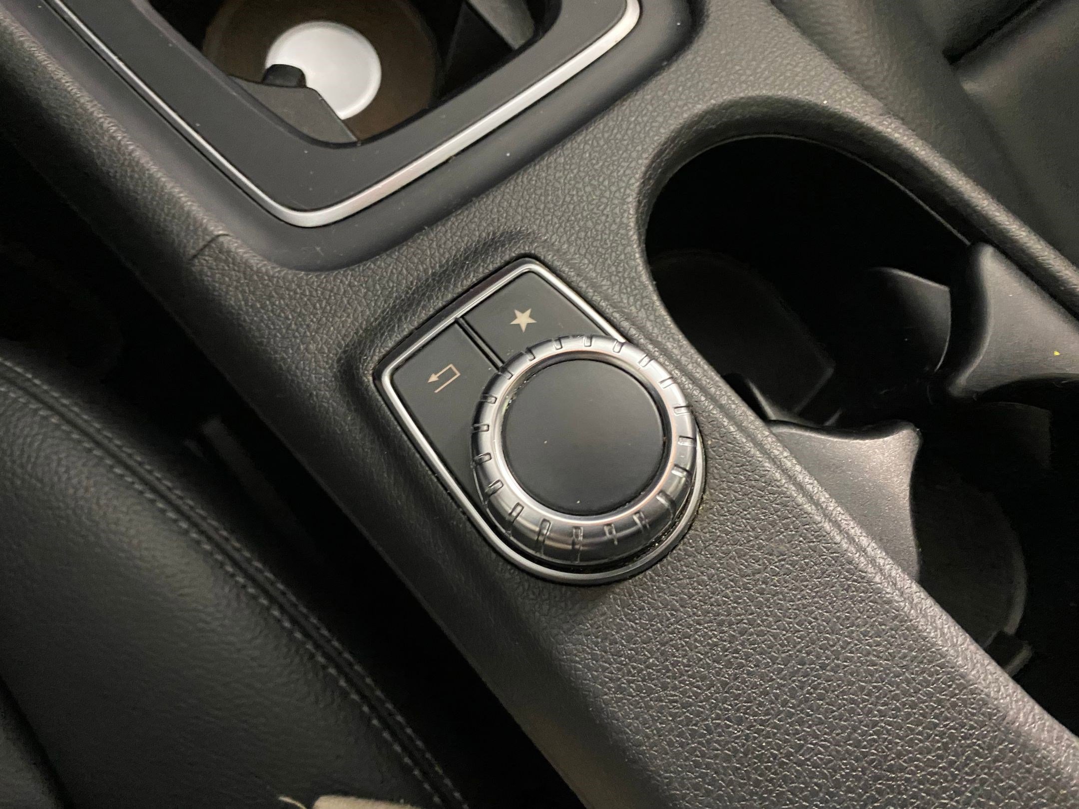 Certified 2017 Mercedes-Benz GLA 250 image 27