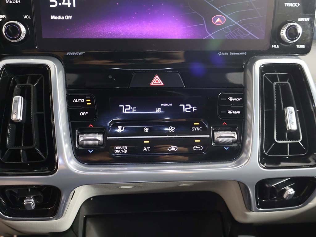 Used 2023 Kia Sorento SX Prestige w/ Panoramic Sunroof Package AWD/4WD image 56