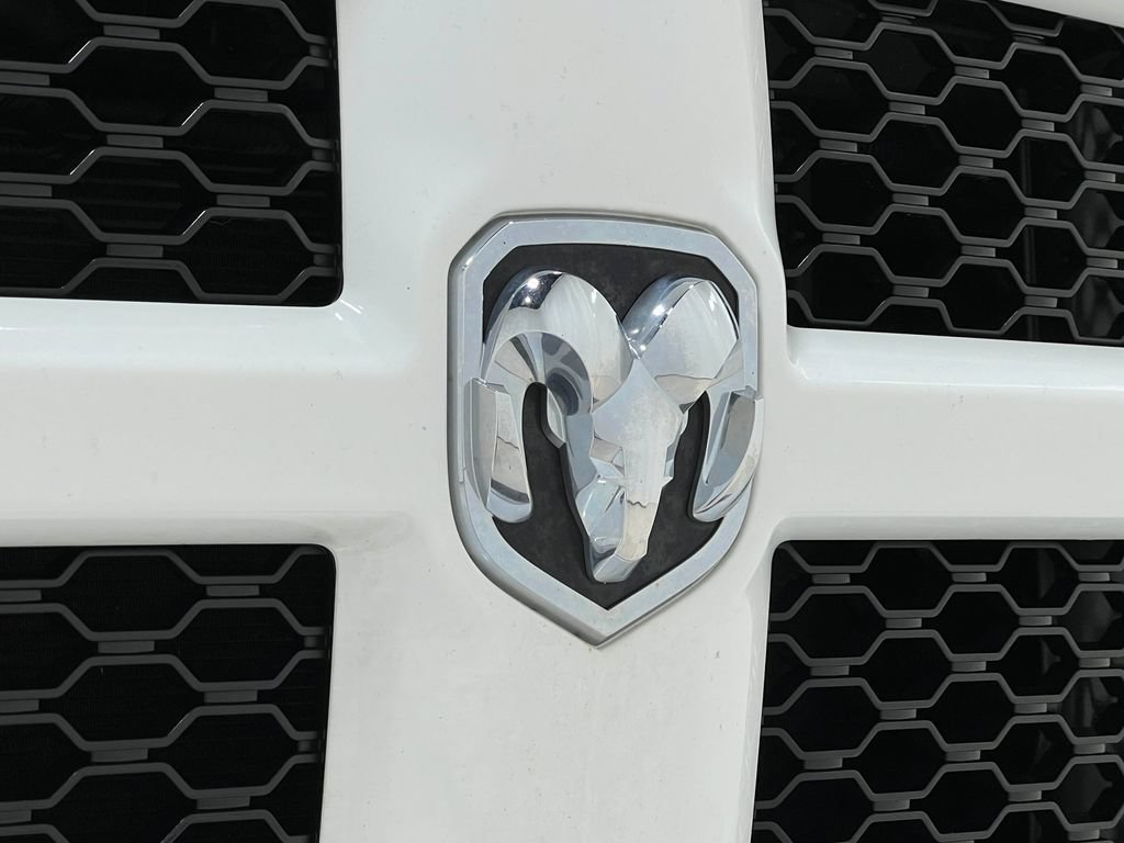 Used 2014 RAM 1500 Express AWD/4WD image 37