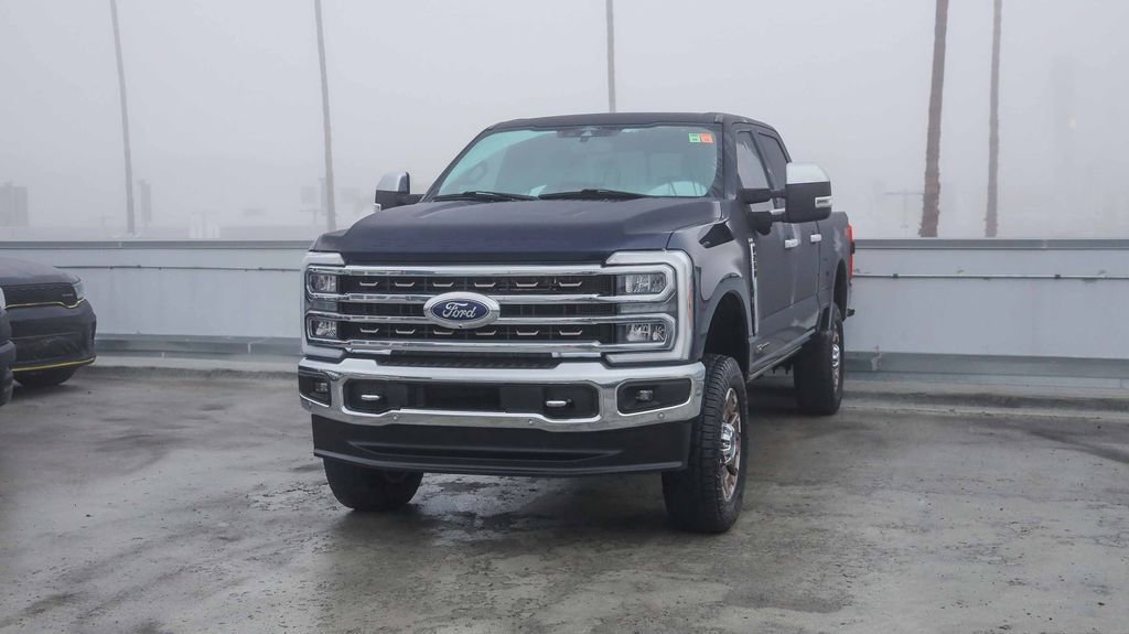 Used 2024 Ford F250 King Ranch w/ Chrome Package image 4