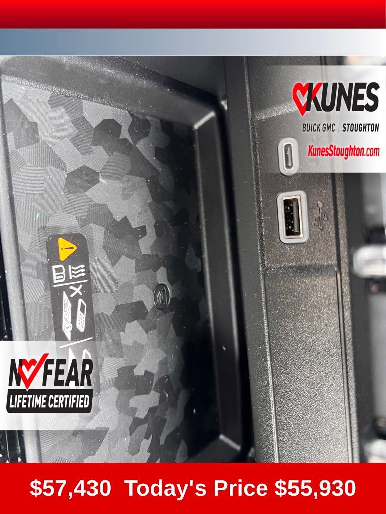 New 2026 GMC Canyon Denali image 33