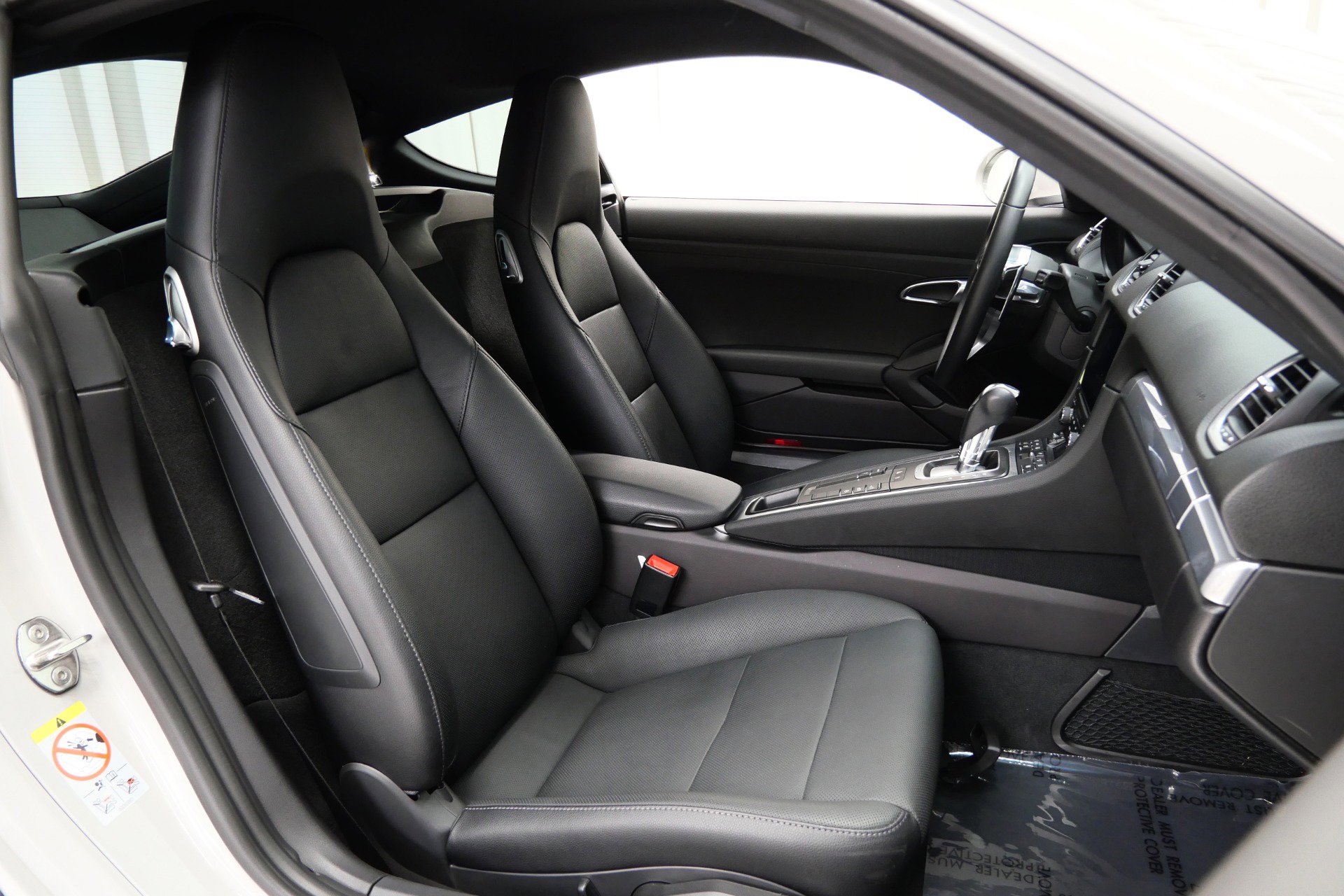 Used 2024 Porsche 718 Cayman image 23