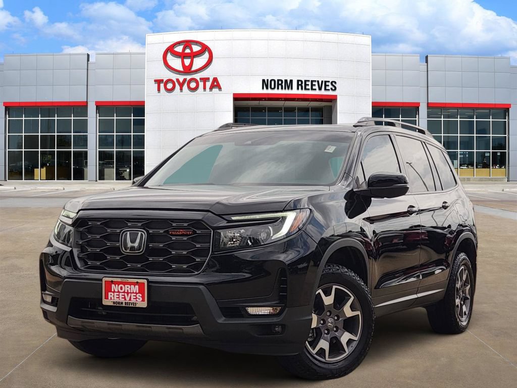 Used 2022 Honda Passport TrailSport image 1