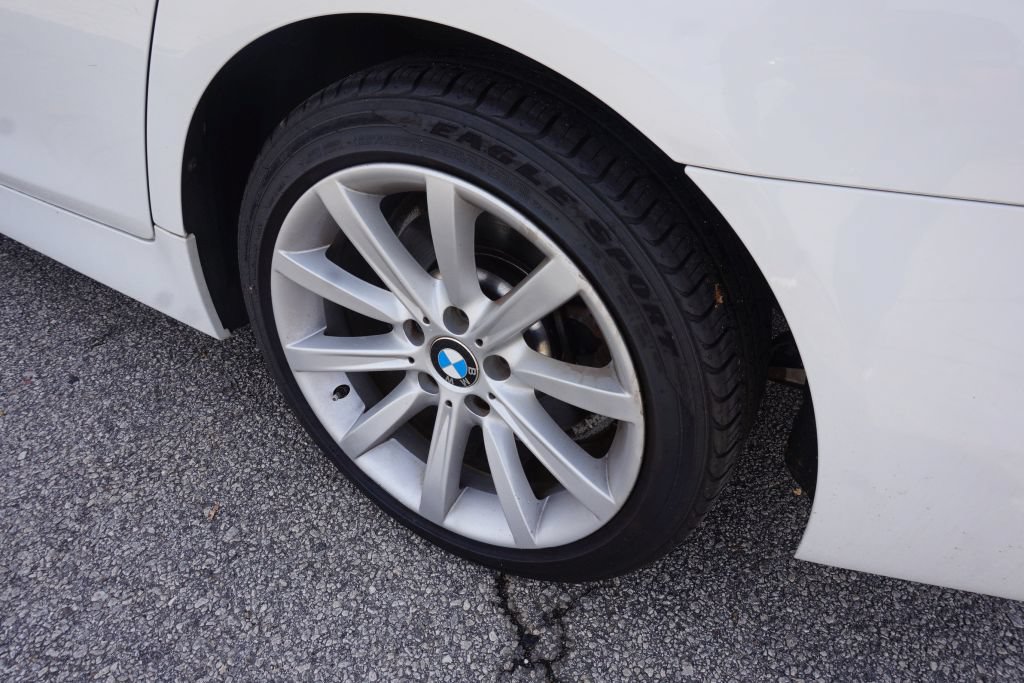 Used 2014 BMW 535i xDrive Sedan AWD/4WD image 10